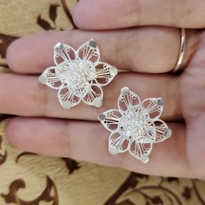 Artistry Tarakashi sterling silver large flower earrings